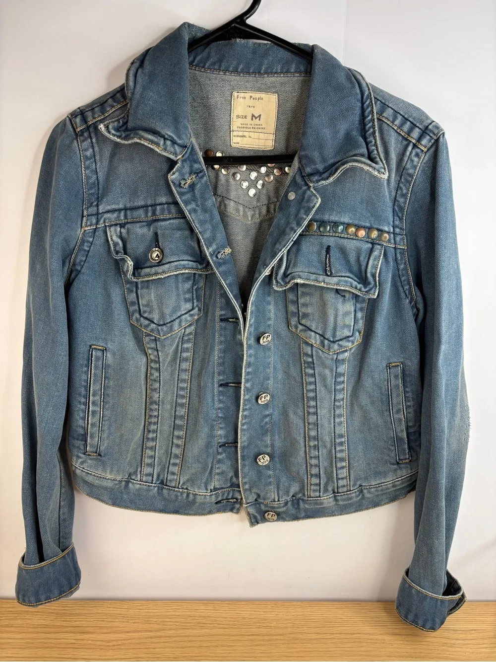 Free People Heart Studded Washed Blue Denim Crop Jacket Woman’s Medium